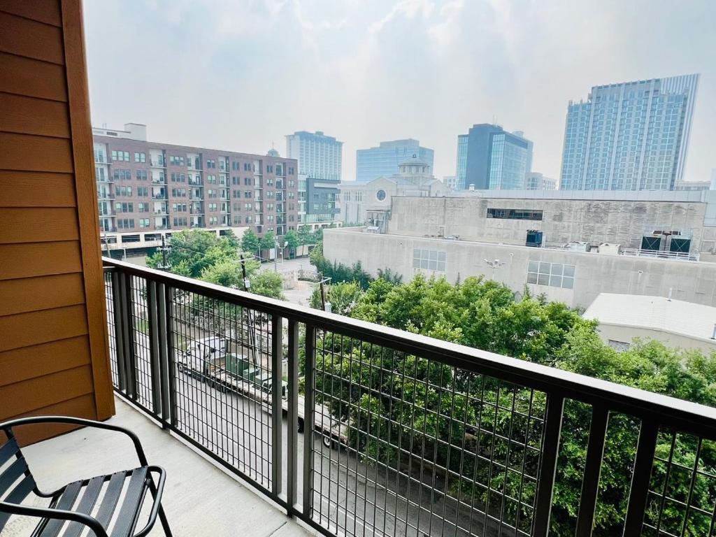 Downtown Apt Free Parking - Pool - Gym - Fully Kitchen Χιούστον Εξωτερικό φωτογραφία