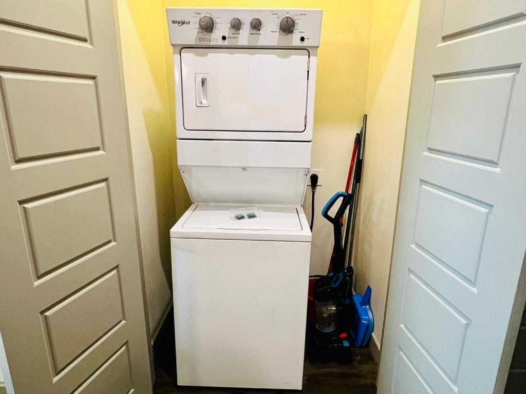Downtown Apt Free Parking - Pool - Gym - Fully Kitchen Χιούστον Εξωτερικό φωτογραφία