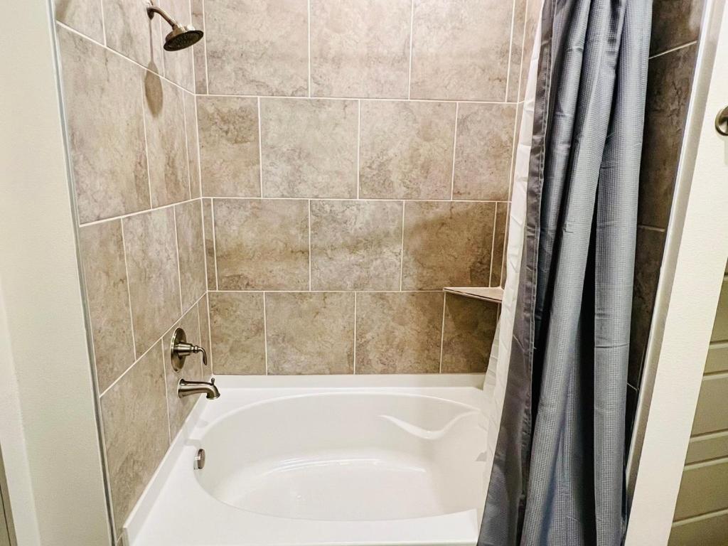 Downtown Apt Free Parking - Pool - Gym - Fully Kitchen Χιούστον Εξωτερικό φωτογραφία