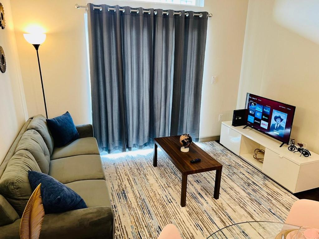 Downtown Apt Free Parking - Pool - Gym - Fully Kitchen Χιούστον Εξωτερικό φωτογραφία