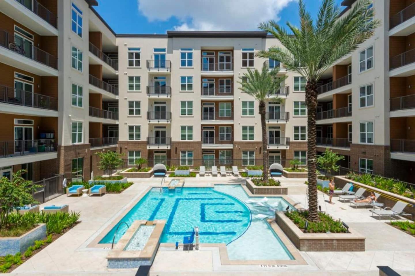 Downtown Apt Free Parking - Pool - Gym - Fully Kitchen Χιούστον Εξωτερικό φωτογραφία