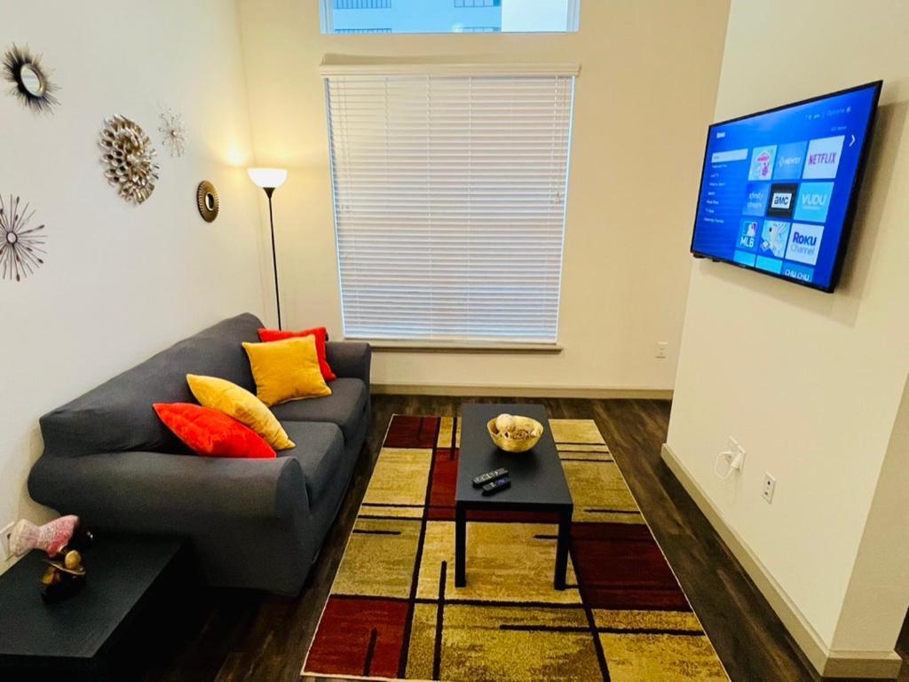 Downtown Apt Free Parking - Pool - Gym - Fully Kitchen Χιούστον Εξωτερικό φωτογραφία